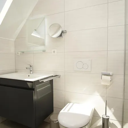 Apartamento Rex Rugia Fewo15-6 Mit Schwimmbad Und Saunanutzung Im Ahoi-erlebnisbad Sellin Lobbe