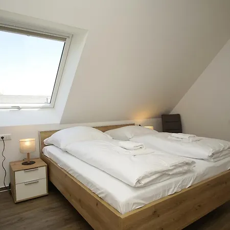 Rex Rugia Fewo15-6 Mit Schwimmbad Und Saunanutzung Im Ahoi-erlebnisbad Sellin *